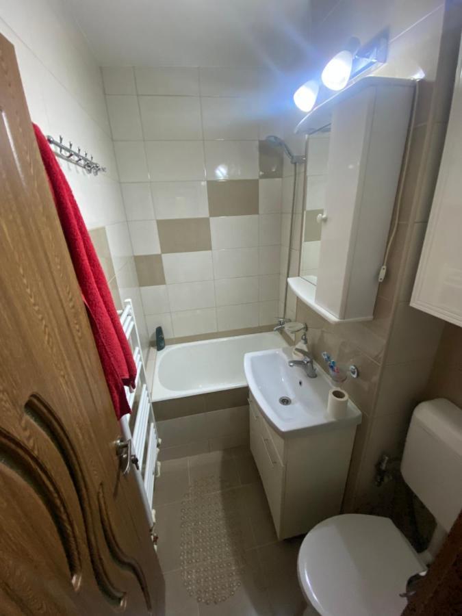 Apartament Regim Hotelier 데바 외부 사진